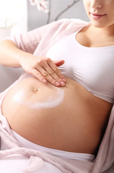 Stretch marks in pregnancy — Stock Photo, Image