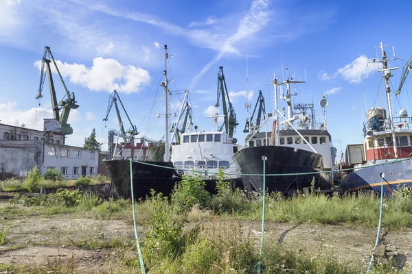 Chantier naval en faillite à Gdansk — Photo