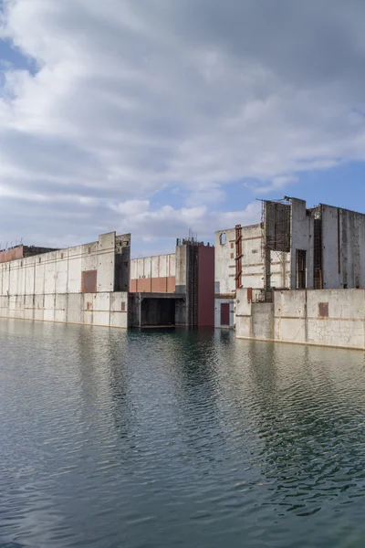 Centrale nucleare abbandonata — Foto Stock