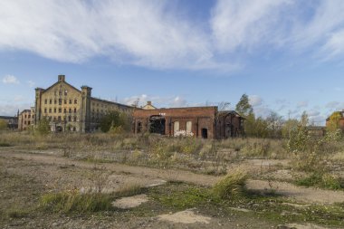 terk edilmiş fabrika, ekonomik kriz sembolü