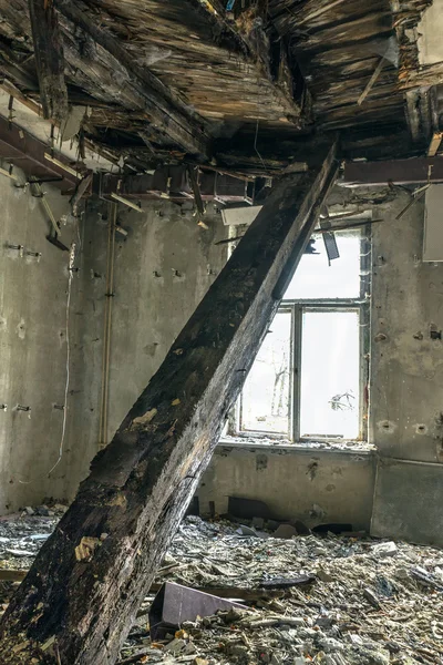 Odaya tavan çöktü — Stok fotoğraf