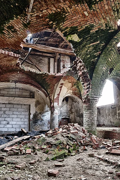 Os estábulos abandonados — Fotografia de Stock