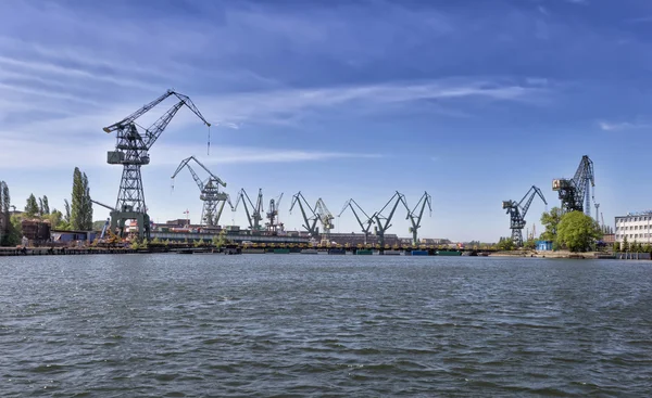 Shipyard cranes — Stock Photo, Image