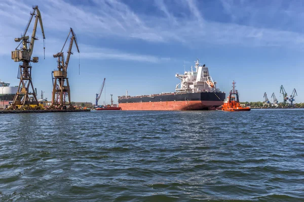 Trekkende vaartuig — Stockfoto