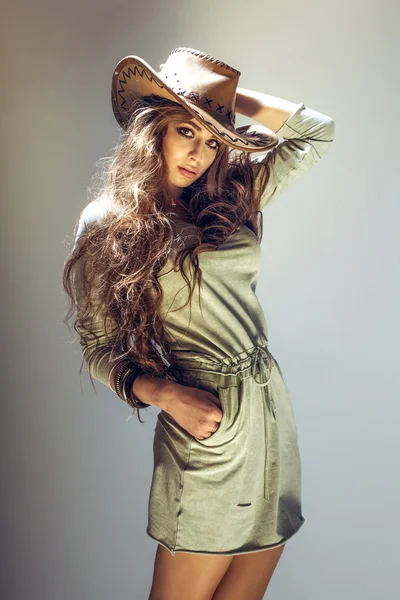 Sexy brunette cowgirl — Stock Photo, Image