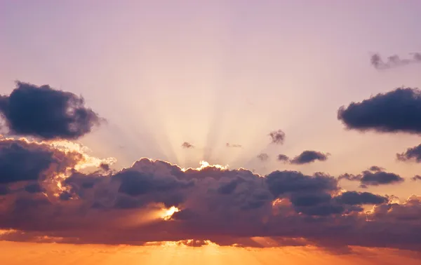 Coucher de soleil rouge orange sur l'océan Pacifique — Photo