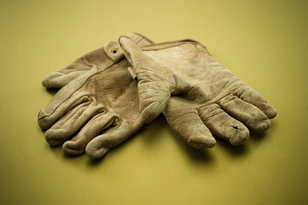 Eski iş eldivenleri — Stok fotoğraf