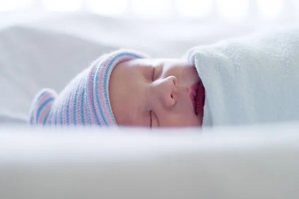 Newborn baby — Stock Photo, Image