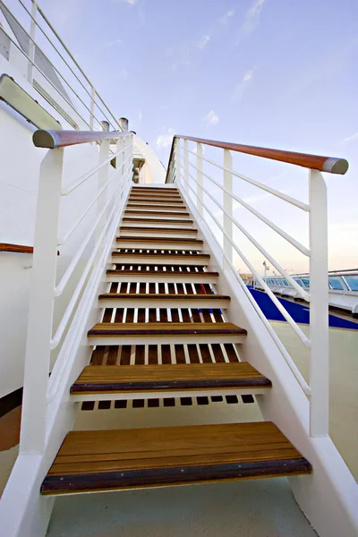 Merdiven gezinti gemisinde - Stok İmaj