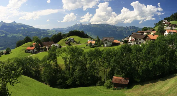 Village in the mountains — Stock Photo, Image