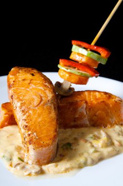 sebzeli - Somon Balık