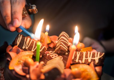 doğum günü pastası kadar ışık