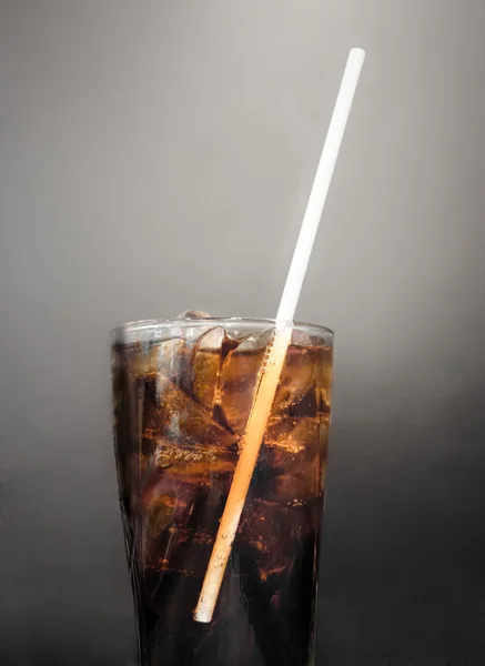 Bebida helada de cola — Foto de Stock