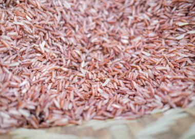 kahverengi pirinç sepeti