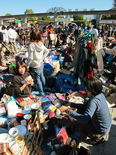 跳蚤市场在新横滨日产体育场，日本 — 图库照片