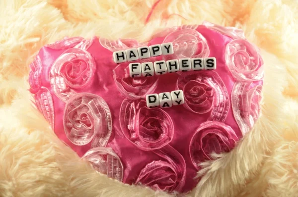 Happy Fathers Day on Heart Shape — Stock Photo, Image