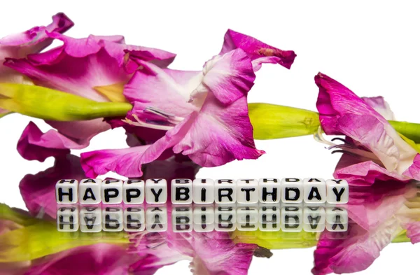 Všechno nejlepší k narozeninám s růžovými květy — Stock fotografie