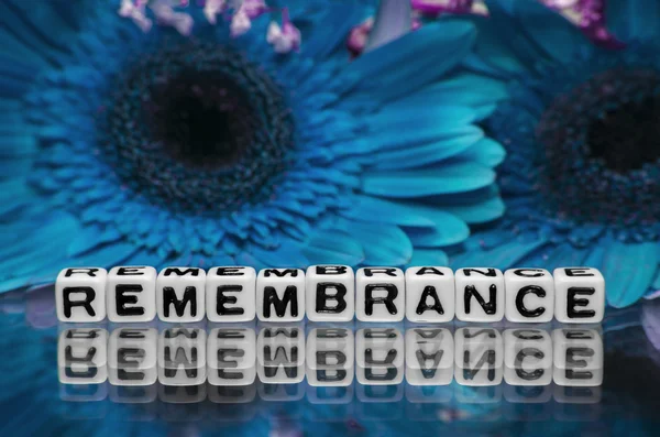 Erinnerung SMS die blauen Blumen — Stockfoto