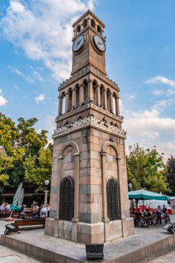 Ankara Hamamonu, Yazın Mavi Gök Günü 'nde Saat Kulesi' nin Nefes Kesen Resmini Yeniledi
