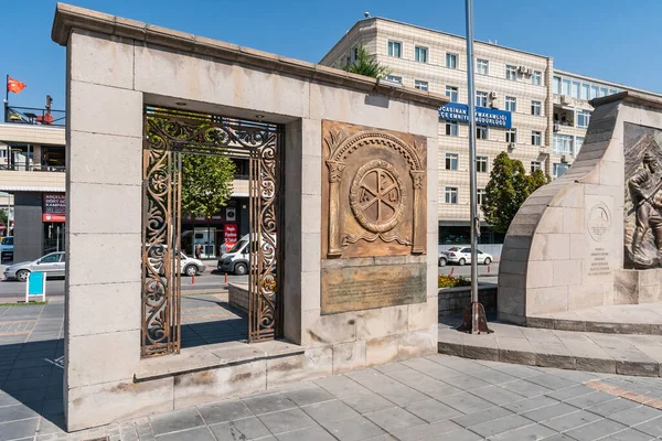 Atatürk Denkmal Platz Der Republik Kayseri Atemberaubende Malerische Aussicht Einem — Stockfoto