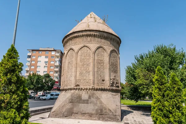 Kayseri Döner Dome Kumbet Atemberaubende Malerische Aussicht Einem Tag Mit — Stockfoto
