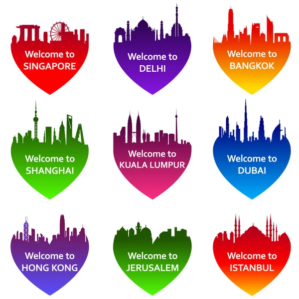 Kalp şeklinde dokuz şehir siluetleri seti.