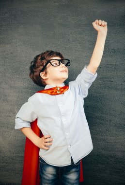 süper kahraman çocuk