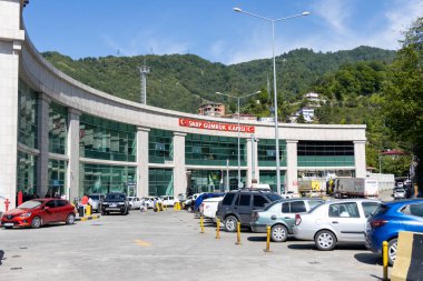 Sarp, Artvin, Türkiye - 14 Mayıs 2022: Sarp Türkiye sınırı. Türk özel binası