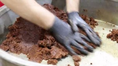 Making raw meatballs ( Turkish: Cig Kofte ) is a kofta dish that is a regional specialty of southeastern Anatolia