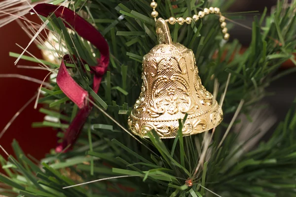 Décoration de Noël avec une cloche — Photo