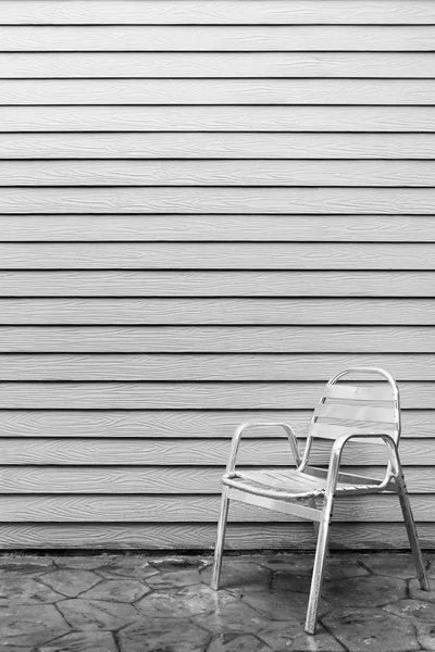 孤独的椅子 — 图库照片