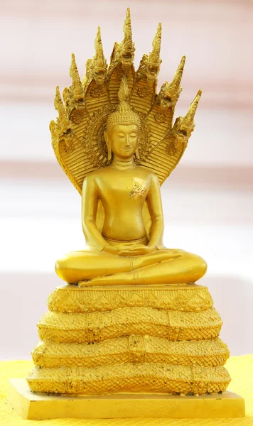 Buddha staty — Stockfoto