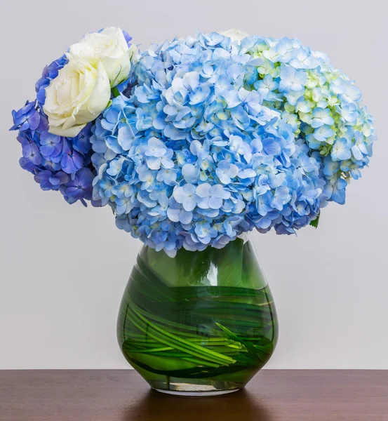 Blauer Hortensienstrauß — Stockfoto