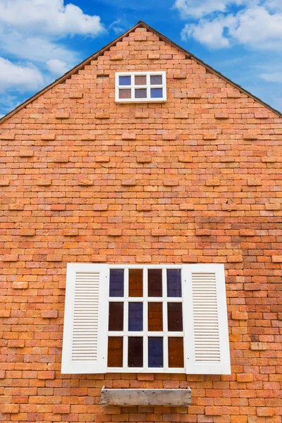 Windows on brick wall — Stock Photo, Image