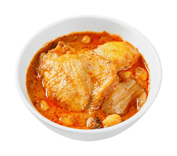 Muslim style chicken and potato curry or chicken mussaman curry — Stock Photo, Image