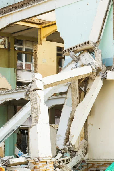 Edificio de deconstrucción — Foto de Stock