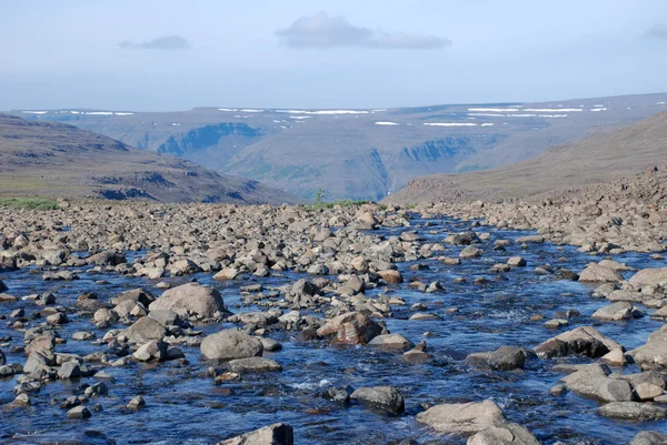 Een rotsachtige landschap — Stockfoto