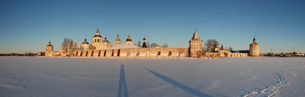 Winter panorama Kirillo-Belozersky monastery — Stock Photo, Image