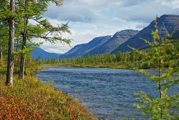 nehir mikchangda Vadisi.