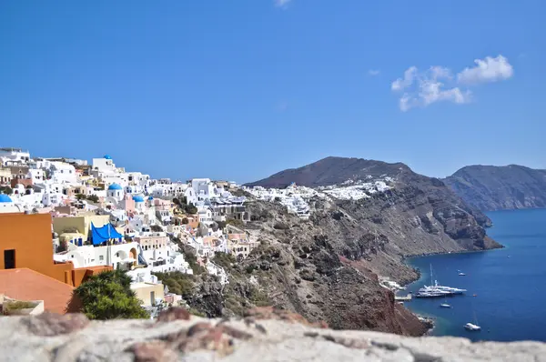 Sommer-Meereslandschaft: Ägäis und griechische Insel. — Stockfoto