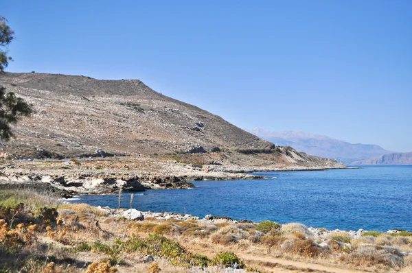 Zomer landschap Zeekust van het Griekse eiland. — Stockfoto