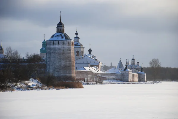 겨울에 북부 러시아 수도원. — 스톡 사진