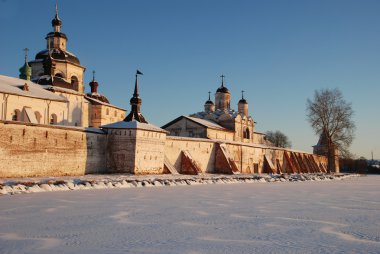 kışın Kuzey Rus Manastırı.