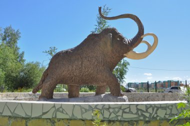 Monument mammoth. clipart