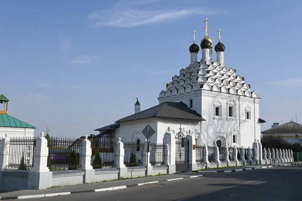 コロンナの正教会 モスクワ地方のコロンナ市の歴史的な部分の秋 — ストック写真