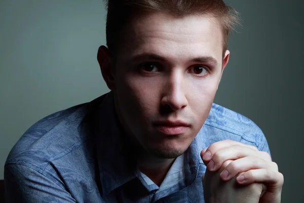 "portrait of fellow staring forward", — Stock Photo, Image