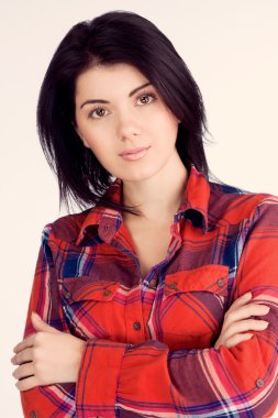 Kollarını ile sert bir görünüm (retro Cameron'un)