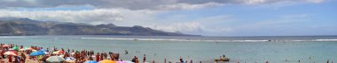 Las Palmas de Gran Canaria, İspanya 'daki Las Canteras plajı