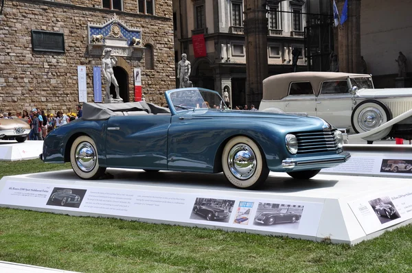 Florencja, Włochy - 15 czerwca 2014: alfa romeo 2500 napędzający farina — Zdjęcie stockowe