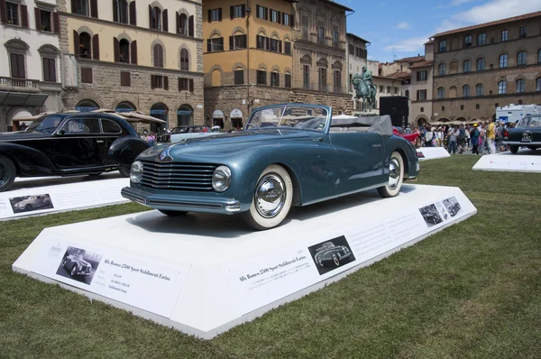 FLORENCE, ITALY - JUNE 15, 2014: Alfa Romeo 2500 Stabilimenti Farina — Stock Photo, Image